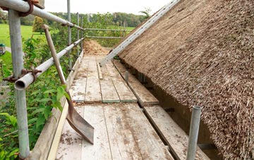advantages of Creag Na Cuinneige thatch roofing
